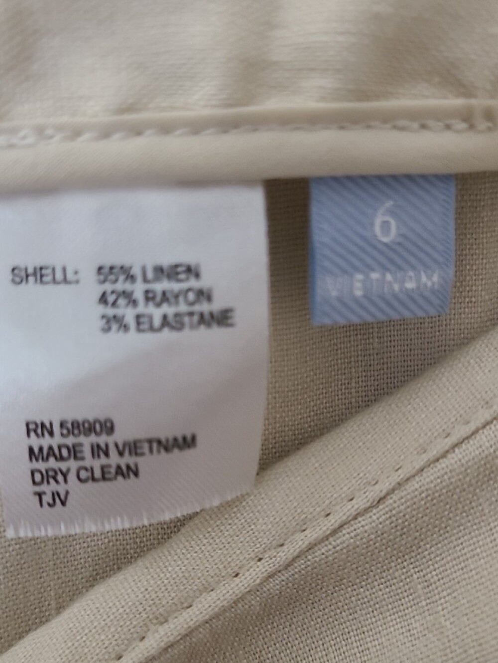 Antonio Melani Women's Cream Linen Blend High-Waist Shorts - Size 6 - Picture 11 of 11